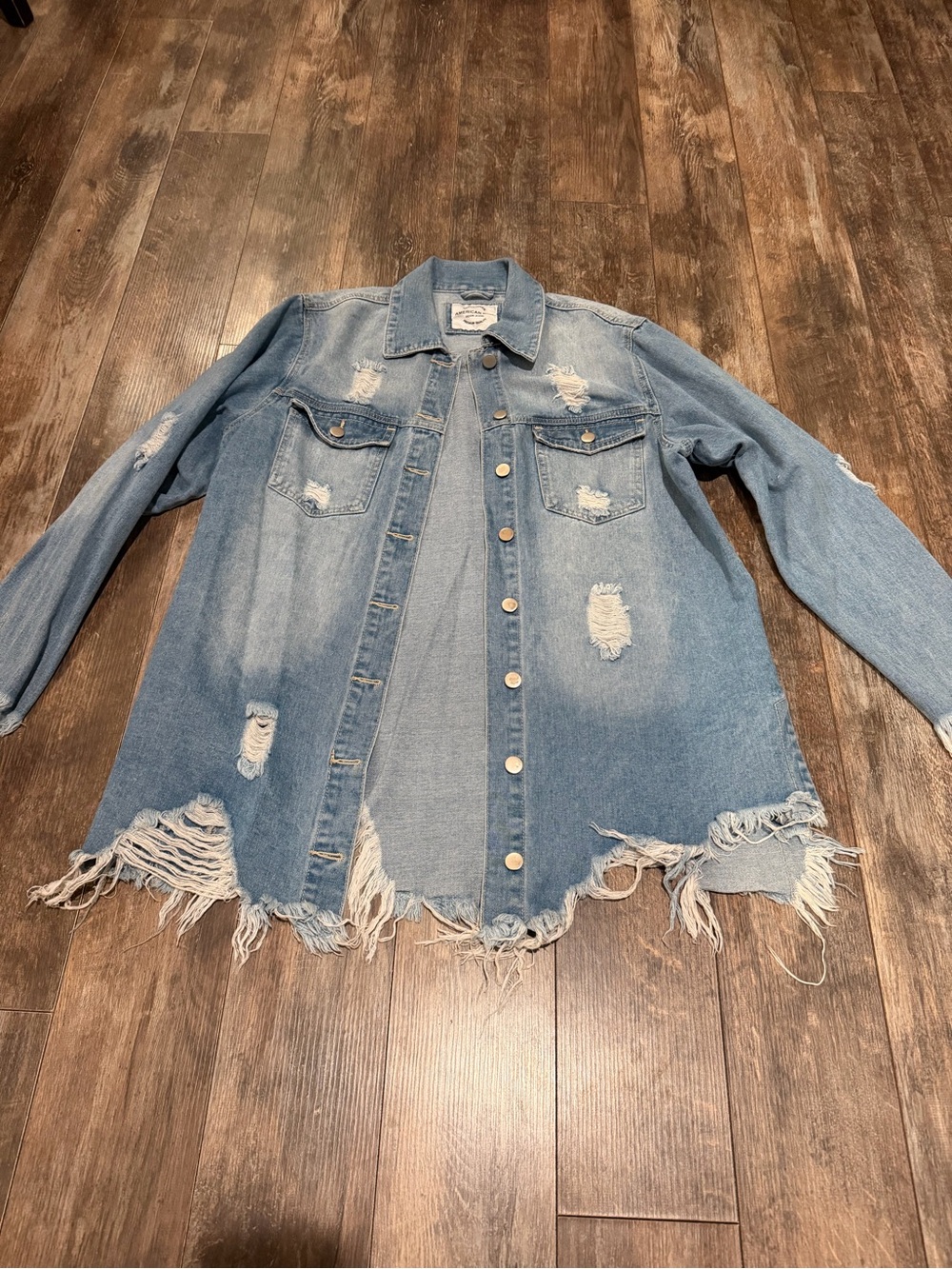 🪻American Bazi Light Wash Distressed Denim Jacket with Frayed Hem
